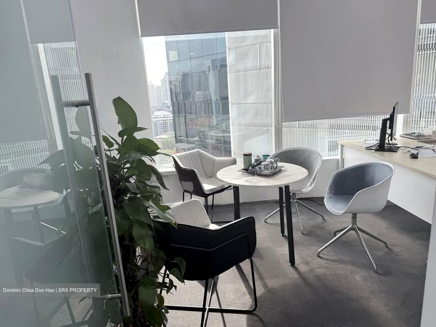 The Central (D1), Office #584316641